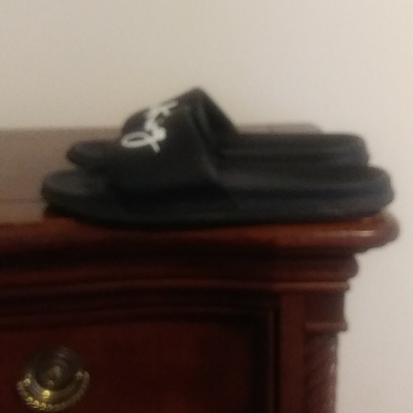 patrick ewing slides